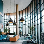 Teleport - Free Parking Hotel The Hague
