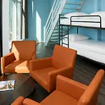 Teleport - Free Parking Hotel The Hague