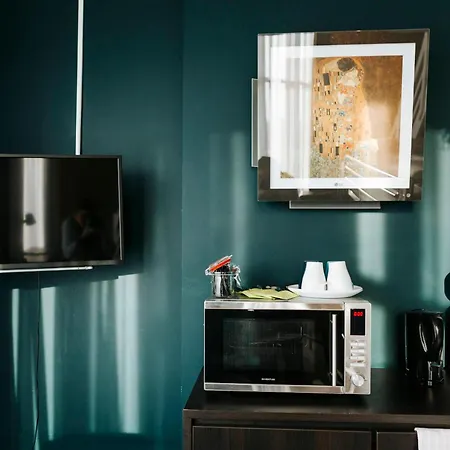 Teleport - Free Parking Hotel 3*