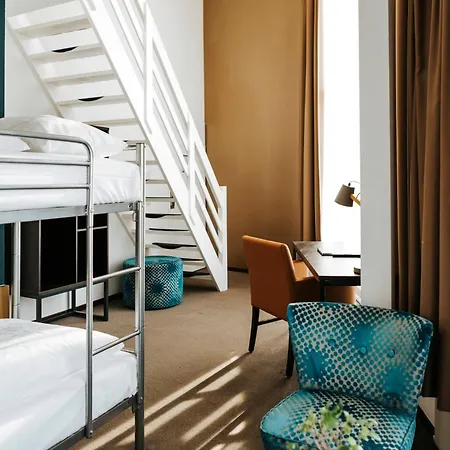 Otel Teleport - Free Parking Lahey