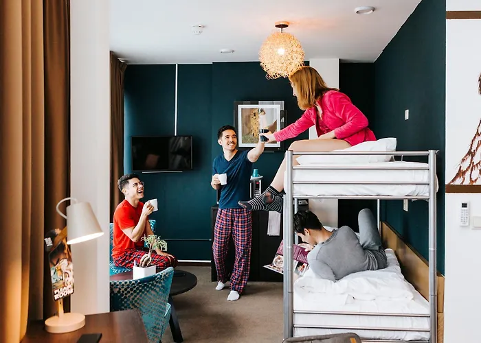 Hotel Teleport - Free Parking