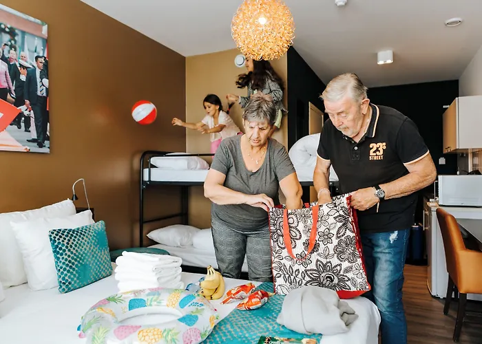 Teleport - Free Parking La Haye