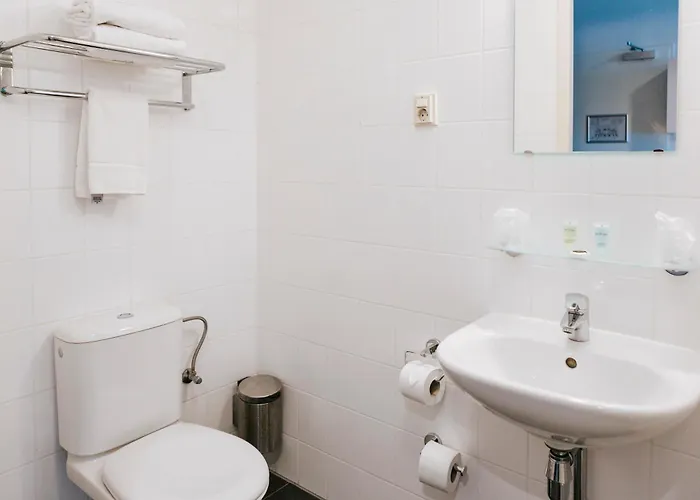 Teleport - Free Parking Hotel La Haye