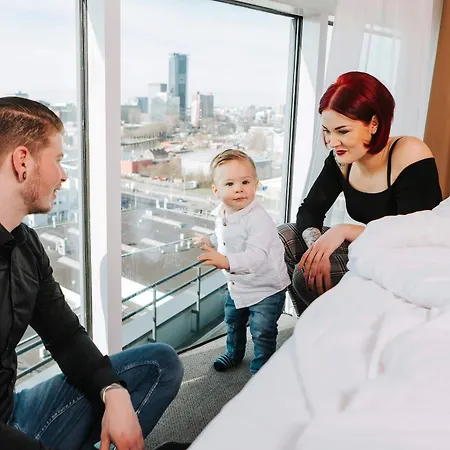 Hotel Teleport - Free Parking Haga