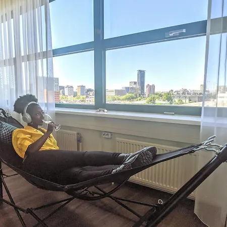 Hotel Teleport - Free Parking Haga