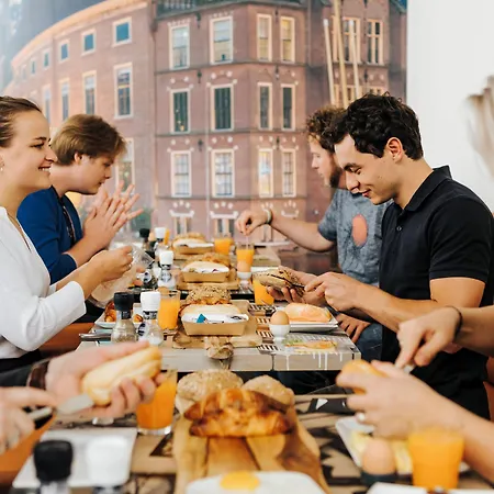 Hotel Teleport - Free Parking La Haya