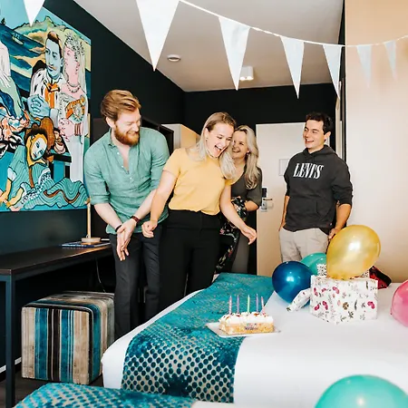 Teleport - Free Parking 3* La Haya