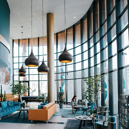 Teleport - Free Parking فندق لاهاي