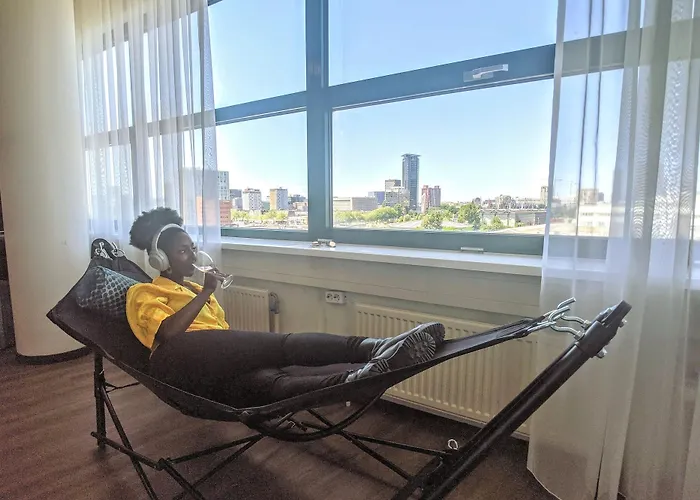 Hotel Teleport - Free Parking Den Haag