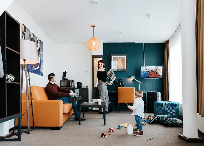 Teleport - Free Parking 3* The Hague