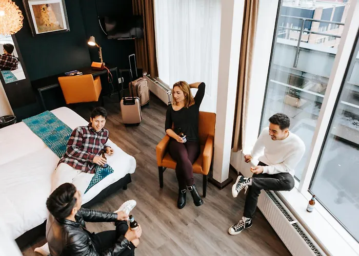 Hotel Teleport - Free Parking