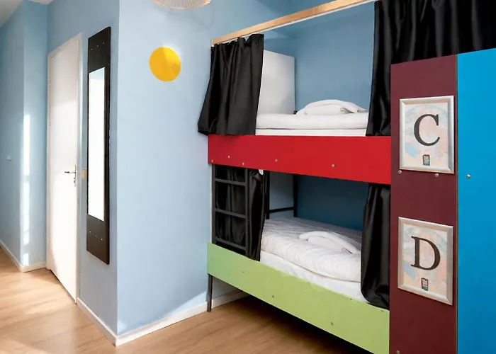 Teleport - Free Parking Hotel 3*