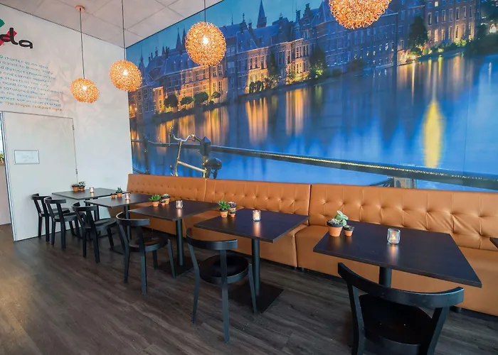 Teleport - Free Parking Den Haag