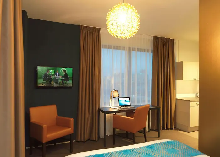 Teleport - Free Parking 3* Haia